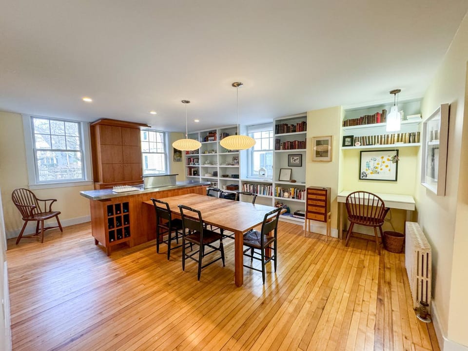 Single family, Harvard University, Red line Apartment in Somerville