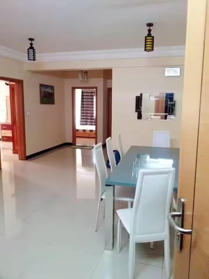 APPARTEMENT LUXIEUX SPACIEUX et AGREABLE A YOFF VIRAGE Apartment in Dakar