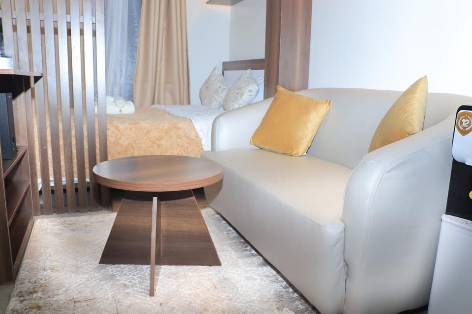 Reiki Stylish Sunset Studio Near Two Rivers Mall Apartment in Nairobi