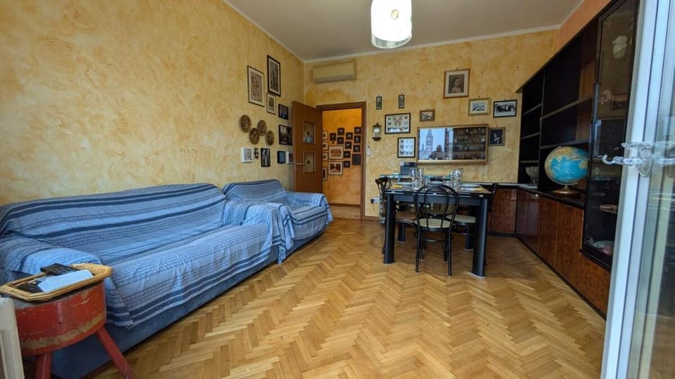 Living room, Photo of the whole room, Seating area, Dining area, air conditioner