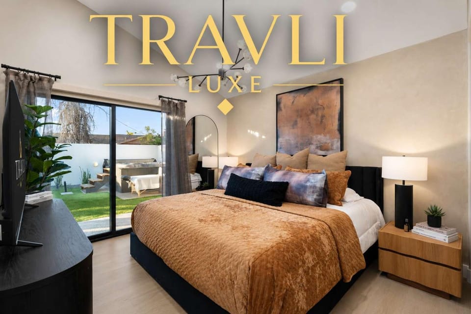 NEW The Barrington Ultra-Luxe Designer Estate House in Scottsdale