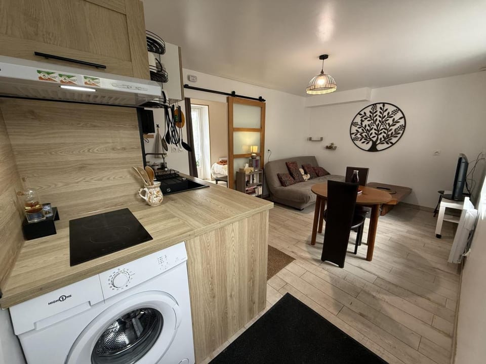 Gîte paisible avec parking, animaux admis - FR-1-491-485 House in Centre-Val de Loire