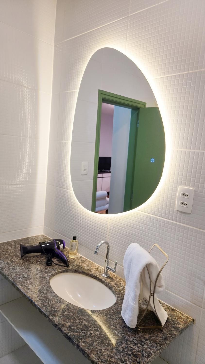 Bathroom, hair dryier, towels