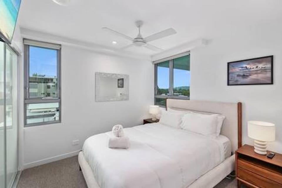 Picnic Point Panoramic Views Apartment in Maroochydore