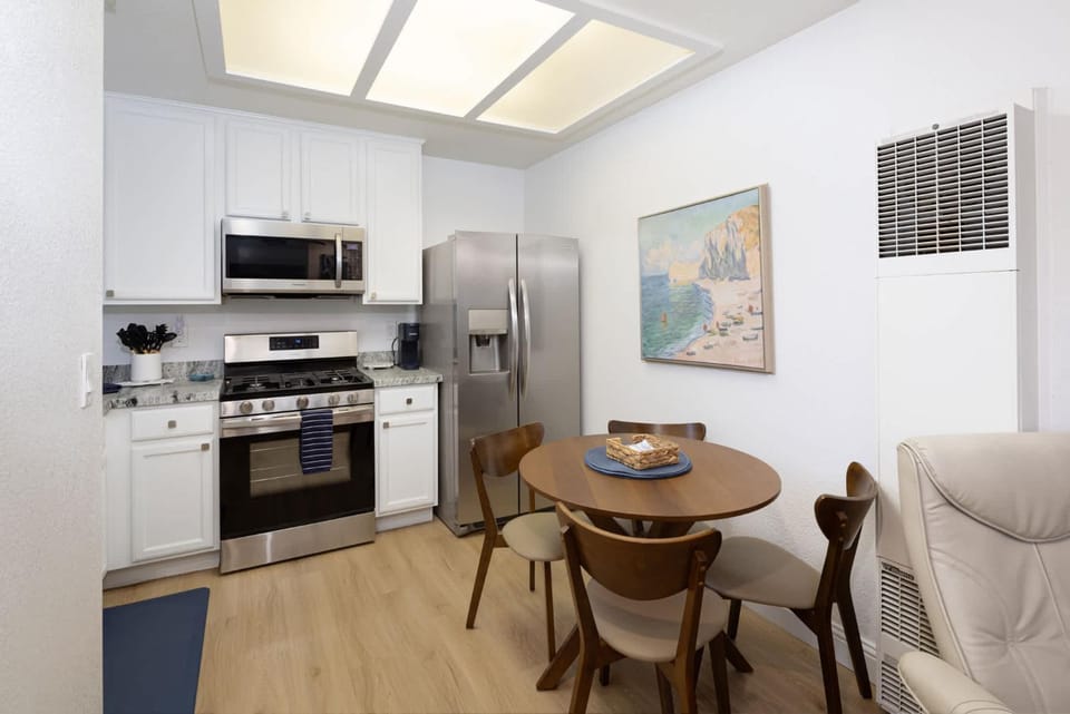 Luxury At Pier Avenue House in Oceano