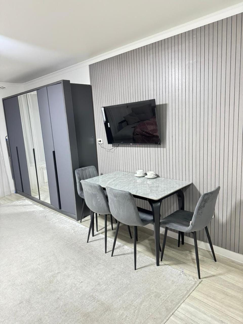 Квартира в уютном микрорайоне Apartment in Almaty