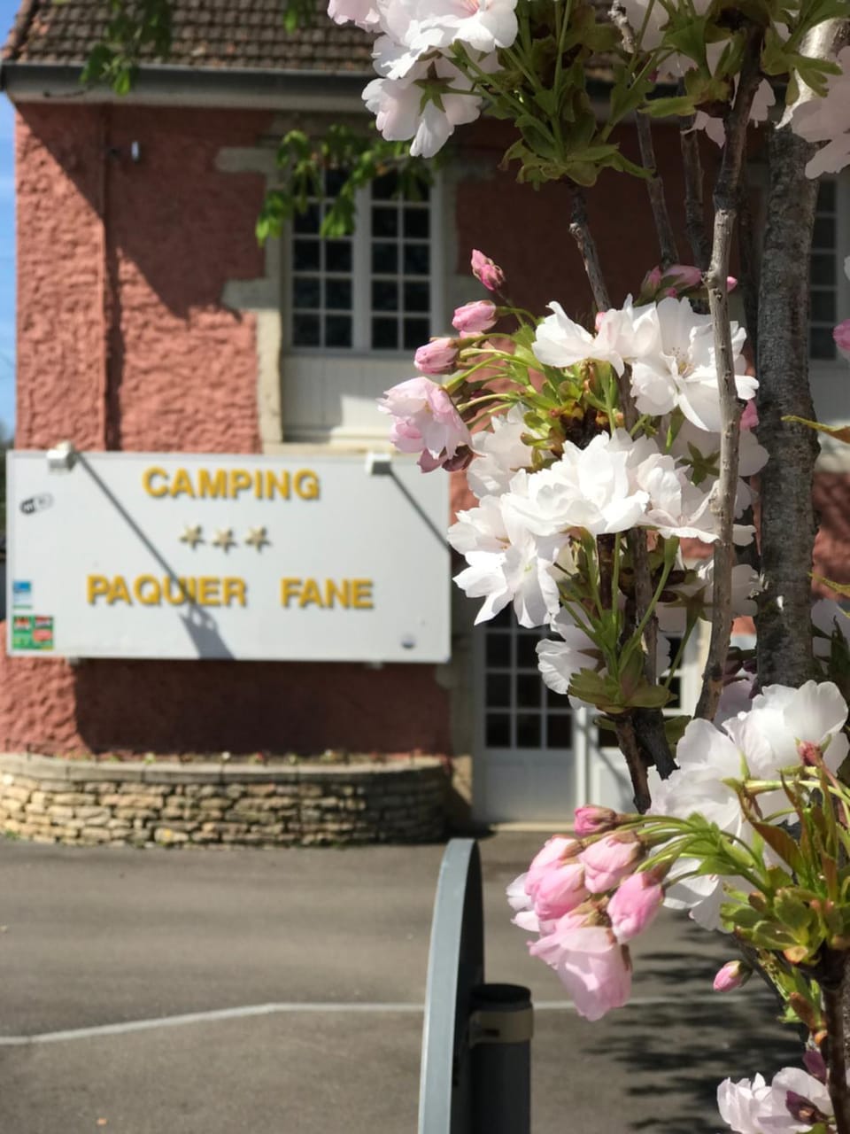 Property building, Facade/entrance, Street view