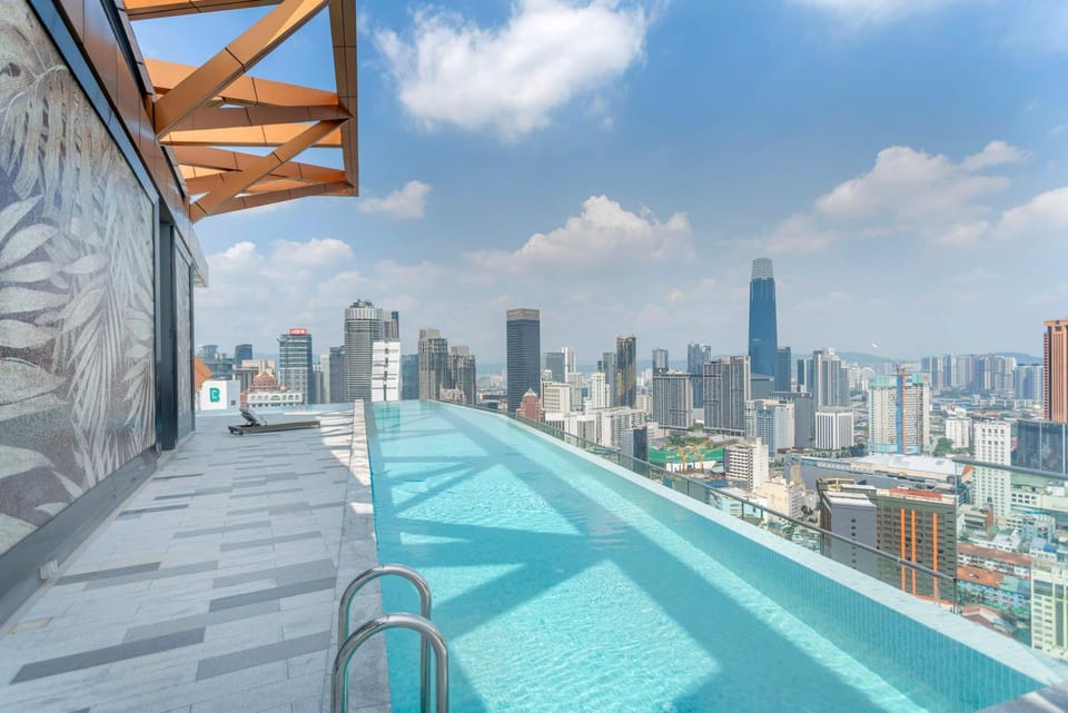 Day, View (from property/room), City view, Swimming pool, Swimming pool