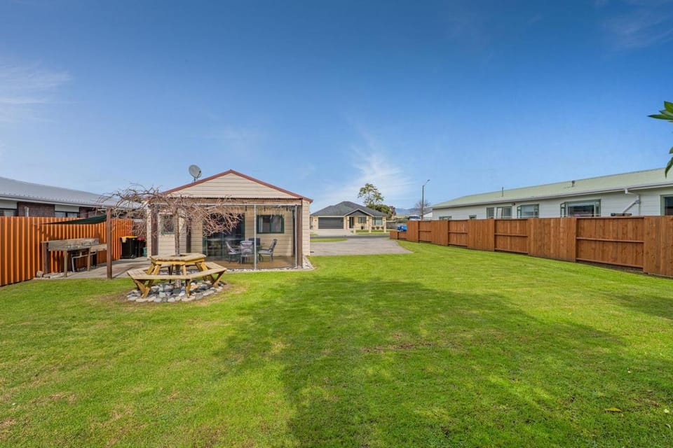 Property building, Patio, Garden view