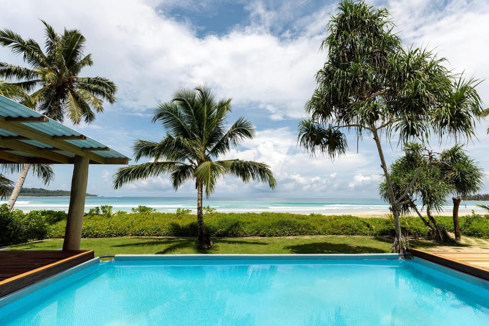 Nearby landmark, Day, Natural landscape, Garden, Garden view, Pool view, Sea view, Swimming pool