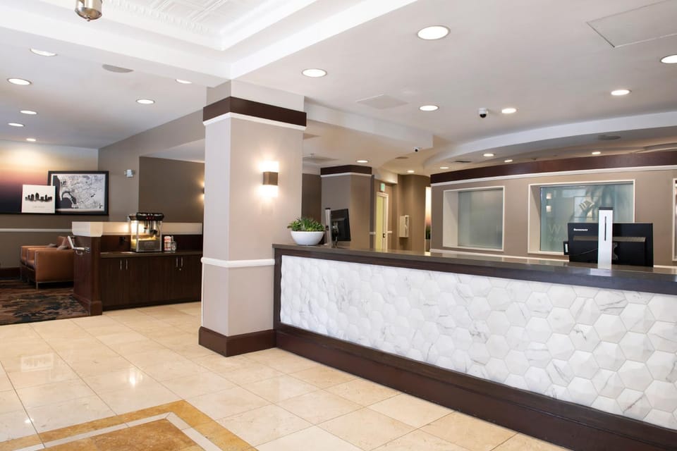 Harbour Lights Resort 1BR 1BA King Balc House in Gaslamp Quarter