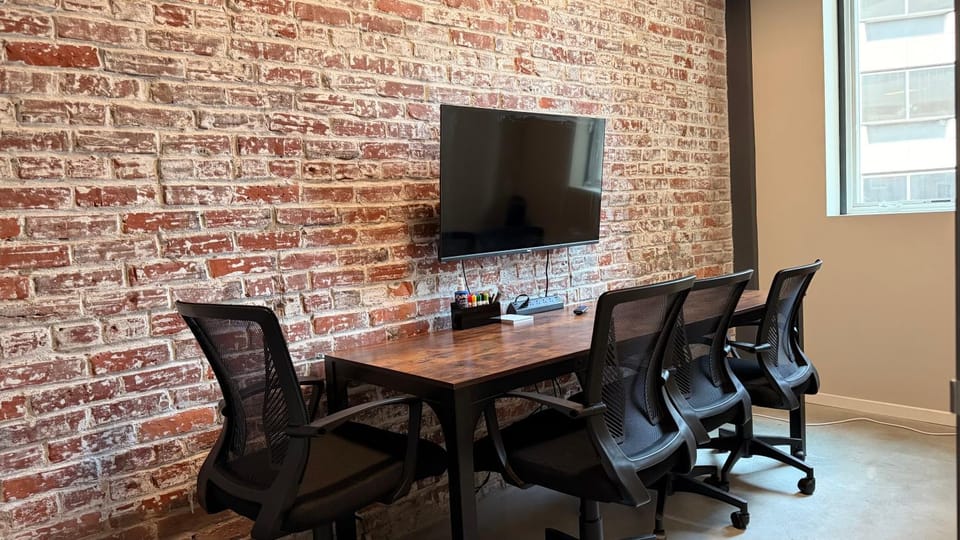 Meeting/conference room