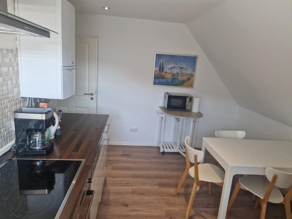 Kitchen or kitchenette, Communal kitchen, kitchen, kitchen