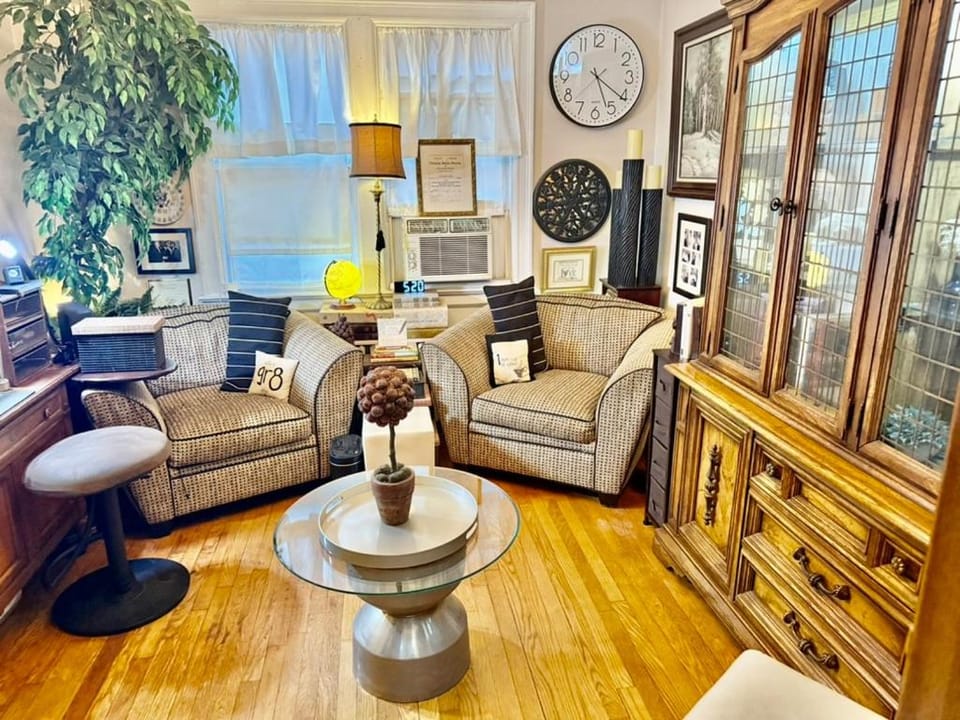 The Broadman House Bed and Breakfast in Kearny