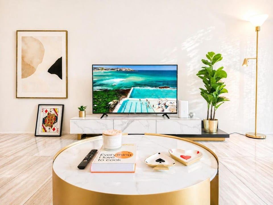 Central 3BR Apt near Darling Harbour & Chinatown Apartment in Surry Hills