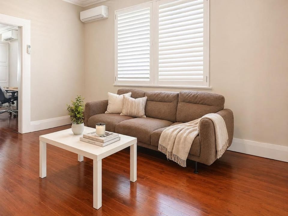 Mosman 3 BR Family Escape Near from the Beach House in Sydney
