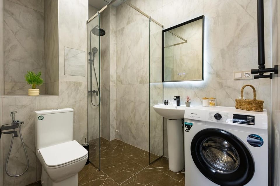 Shower, Toilet, Bathroom, washing machine