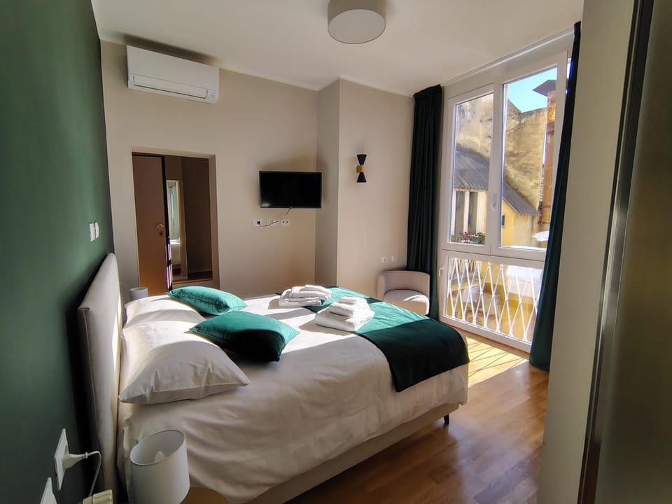 The green room in Prati House in Rome