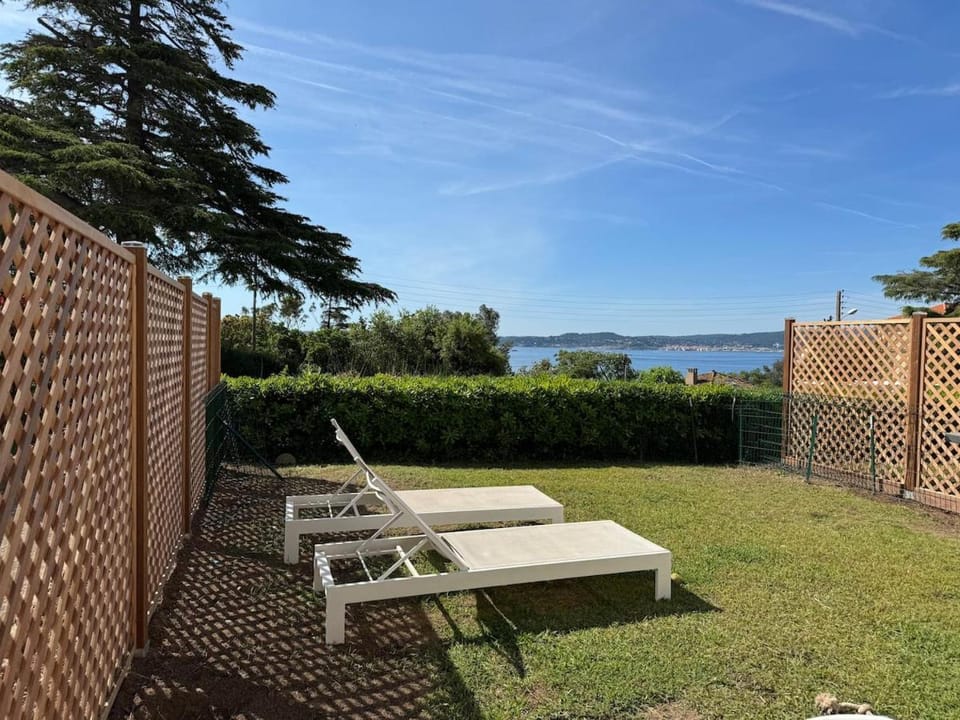 Apartment with a view Apartment in Sainte-Maxime