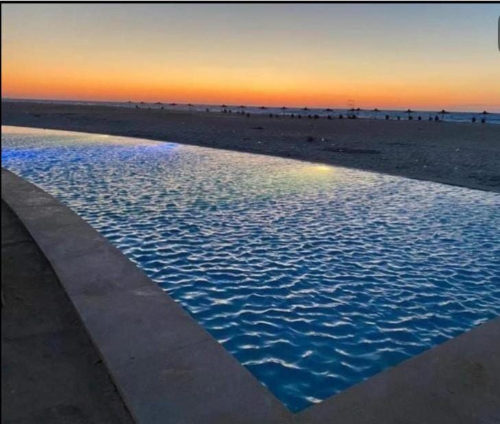 شاليه بقرية نيس4 - دور اول علوي - 3 غرفة مكيفين -2 حمام Apartment in Egypt