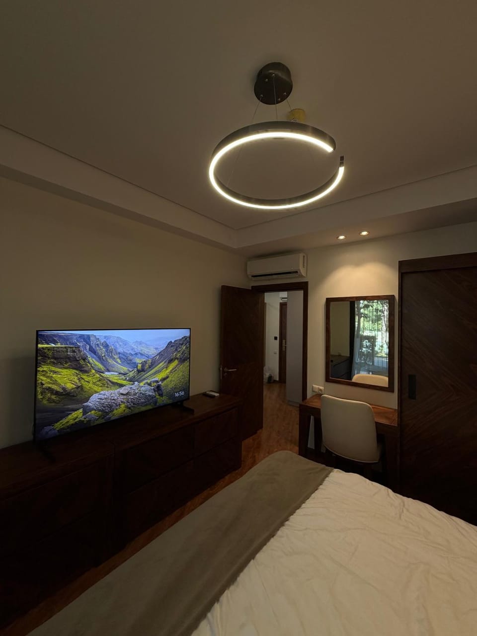 TV and multimedia, wardrobe