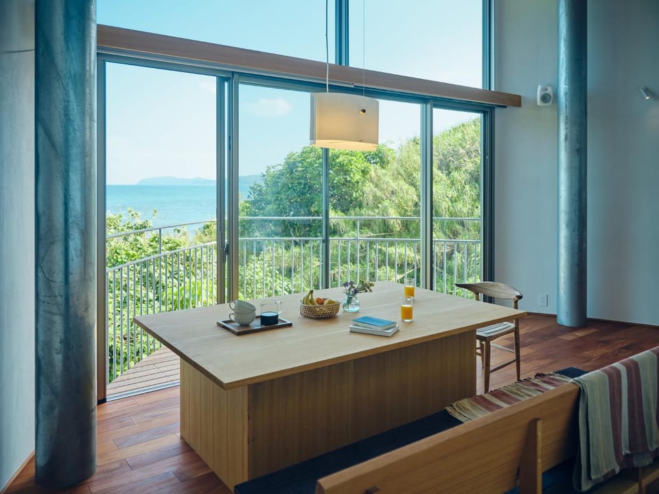 Day, View (from property/room), Dining area