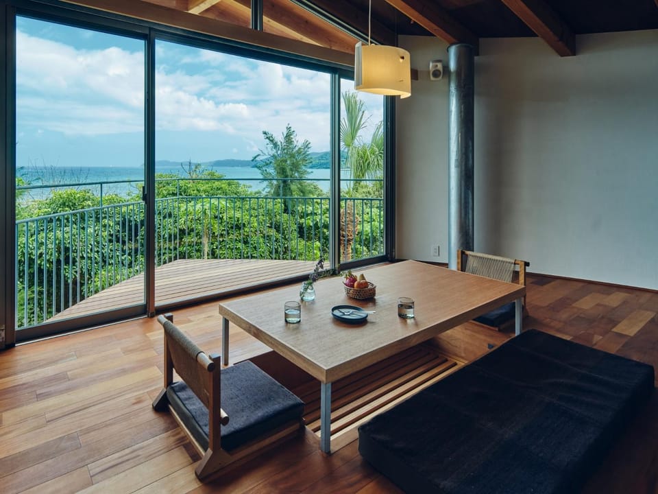 Natural landscape, View (from property/room), Balcony/Terrace, Living room, Dining area