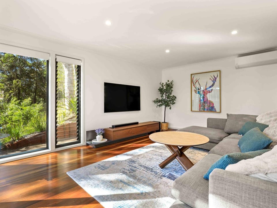 Tuscan Vista House in Nelson Bay