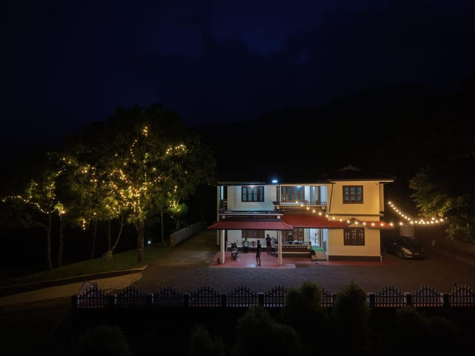 Property building, Night