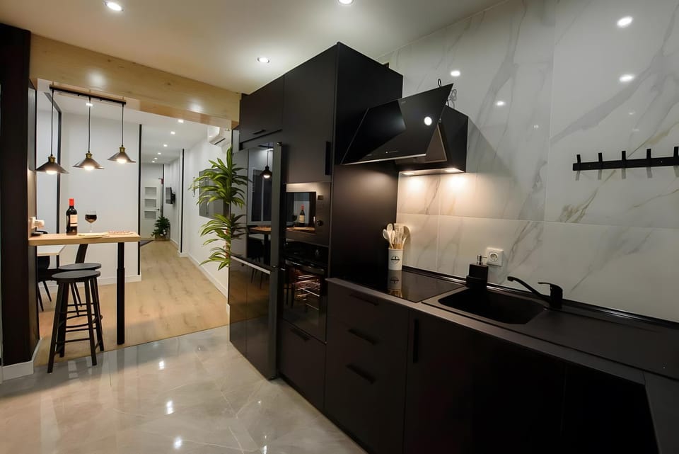 Kitchen or kitchenette, Living room