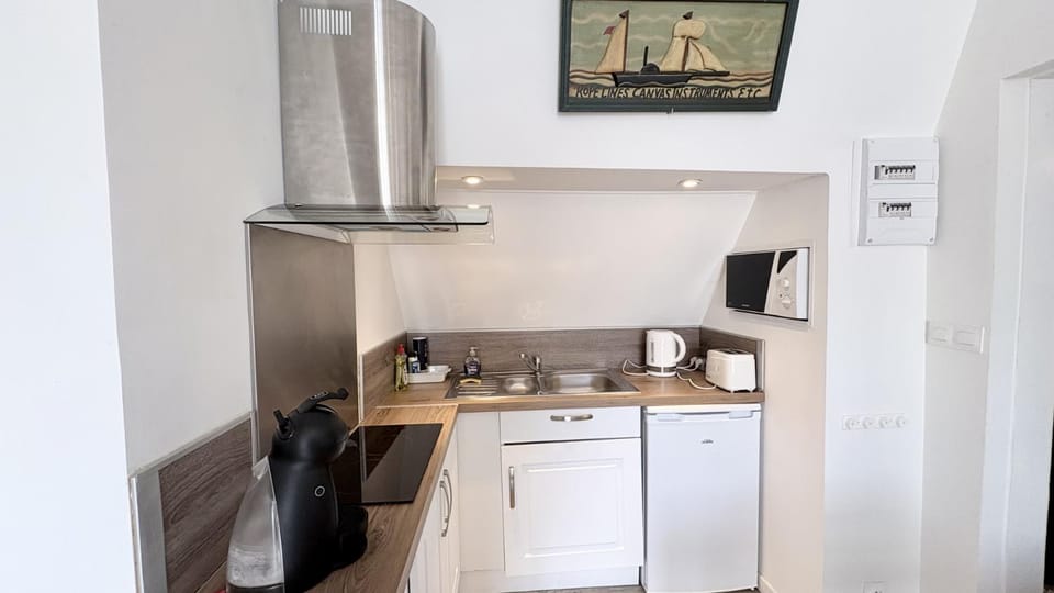 Chez Pierre -Studio 2 personnes centre ville Saint Valery sur Somme Apartment in Hauts-de-France