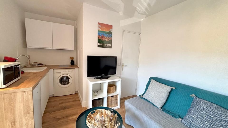 Le Riviera – Studio centre, plages à pied Apartment in Cavalaire-sur-Mer