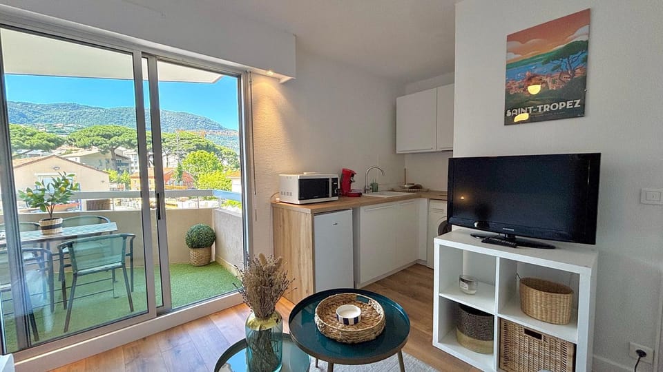 Le Riviera – Studio centre, plages à pied Apartment in Cavalaire-sur-Mer