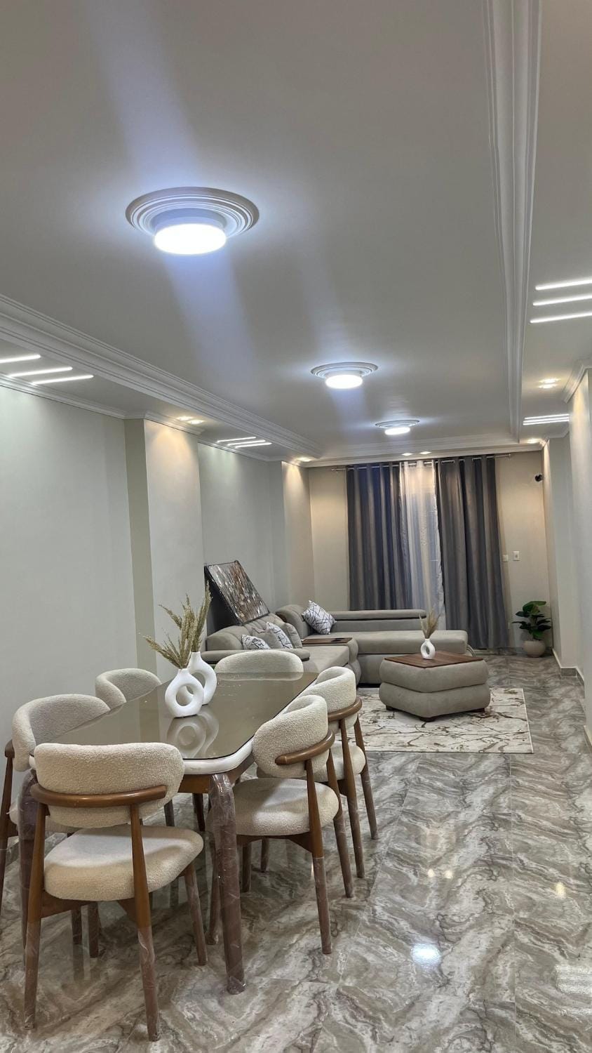 Luxury Living First-stay furnished 3BRs Apt Apartment in Alexandria