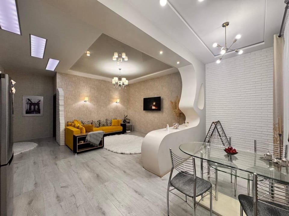 Zarisha Home Apartment in Europe
