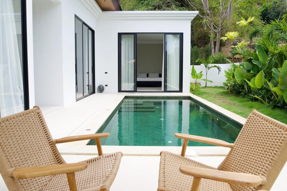 Garden, Swimming pool