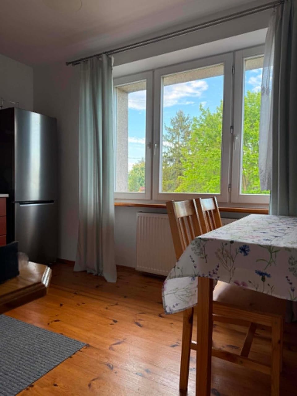 Garden view, kitchen