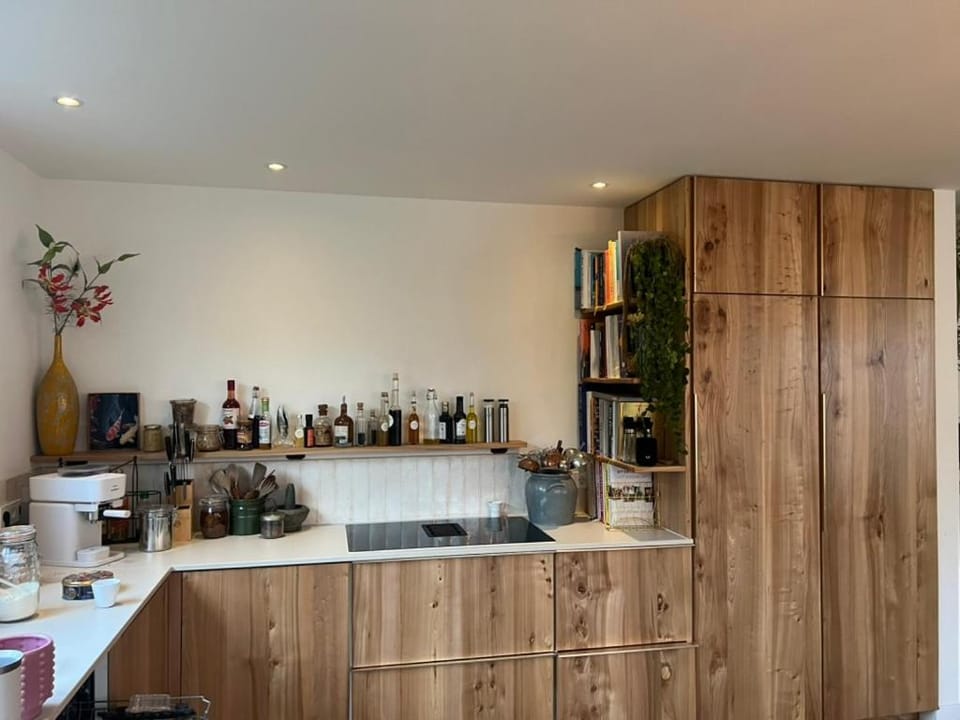 Kitchen or kitchenette, kitchen, kitchen