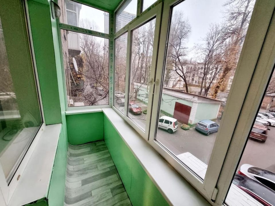Второй этаж, вода, газ ЖД Вокзал,ОХМАТДЕТ Apartment in Kiev City - Kyiv