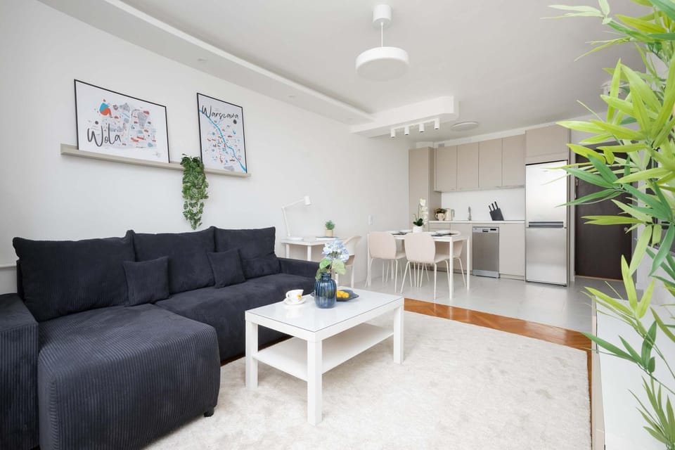 Kitchen or kitchenette, Living room, Seating area