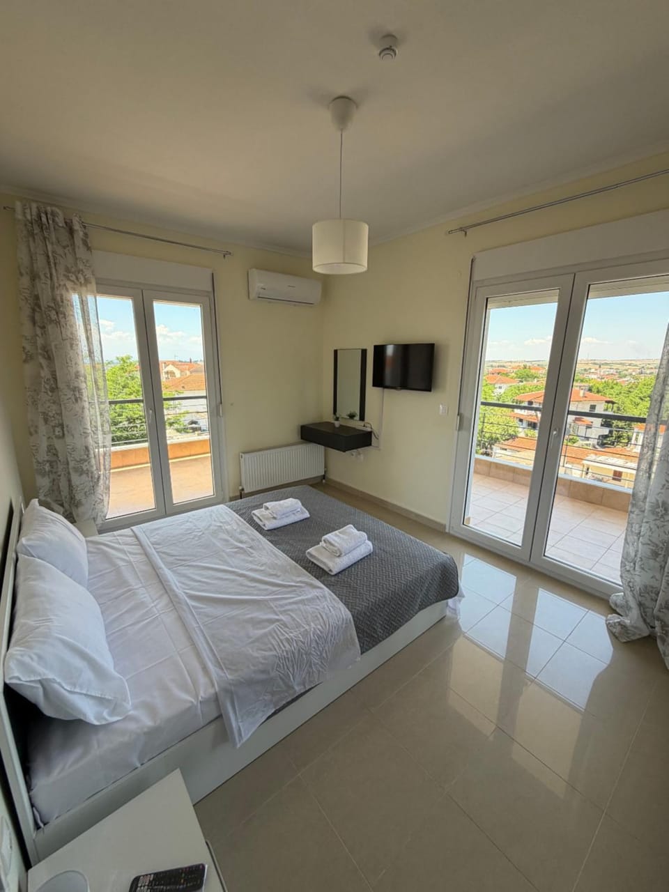 Bed, View (from property/room), towels, air conditioner