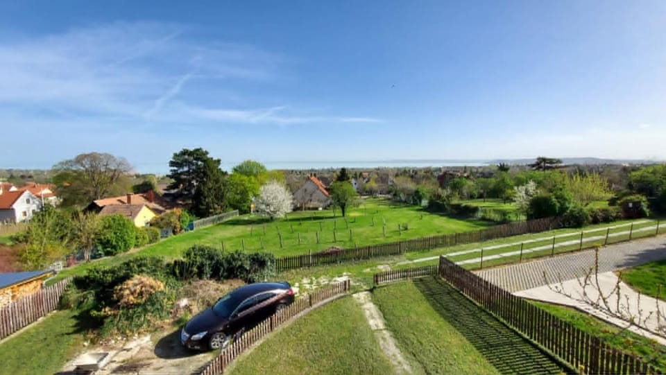 Garden, View (from property/room), Lake view