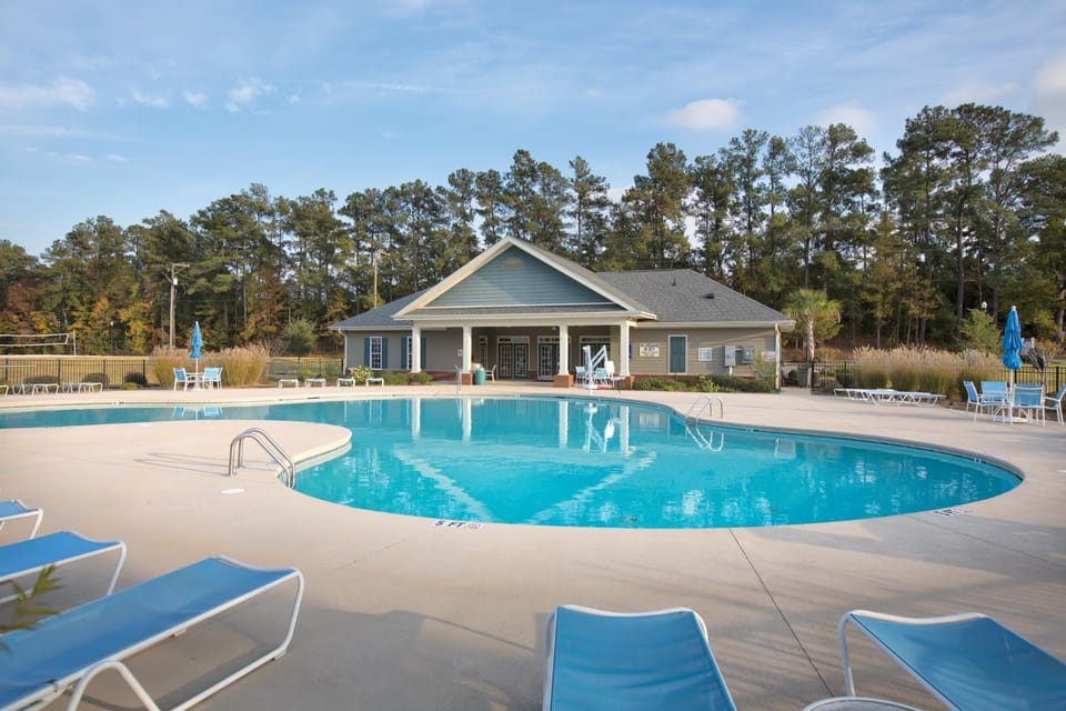 Lake Marion Resort 2BR Apartment House in Lake Marion