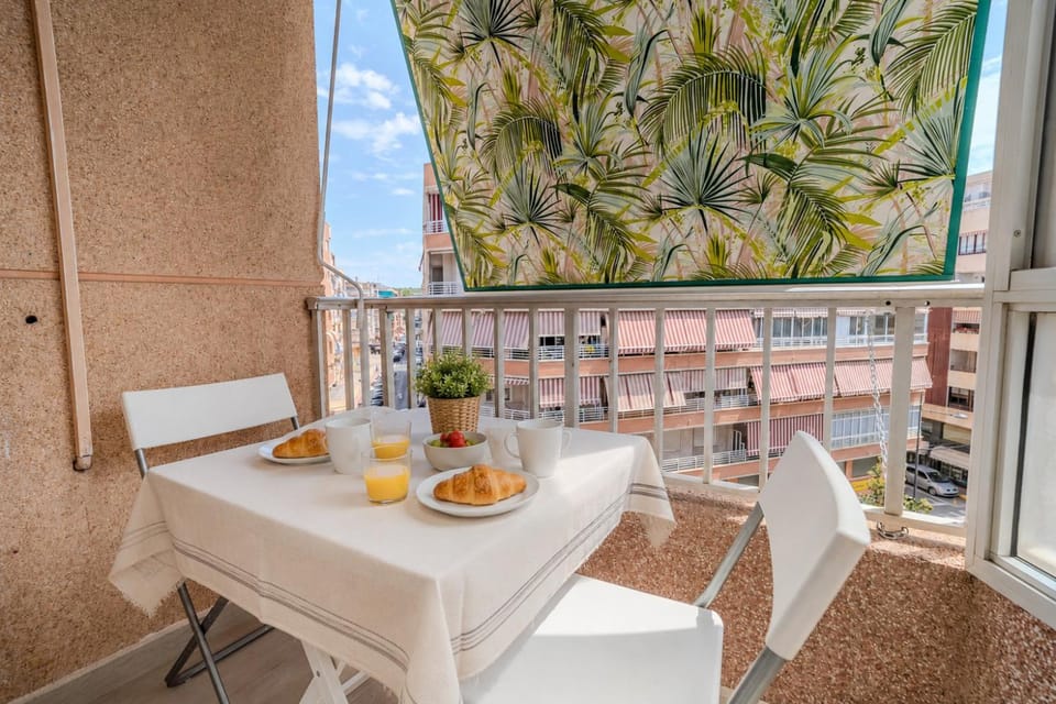Modern Apartment next to Puerto Nuevo Apartment in Santa Pola