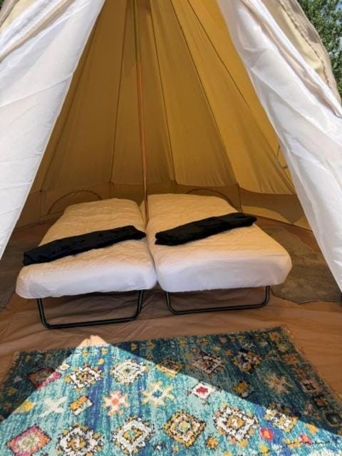 Hurst View Glamping Luxury tent in Milford on Sea