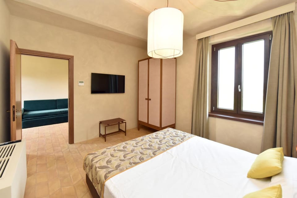 Cascina La Badia - Wine&Hospitality Farm Stay in Piedmont