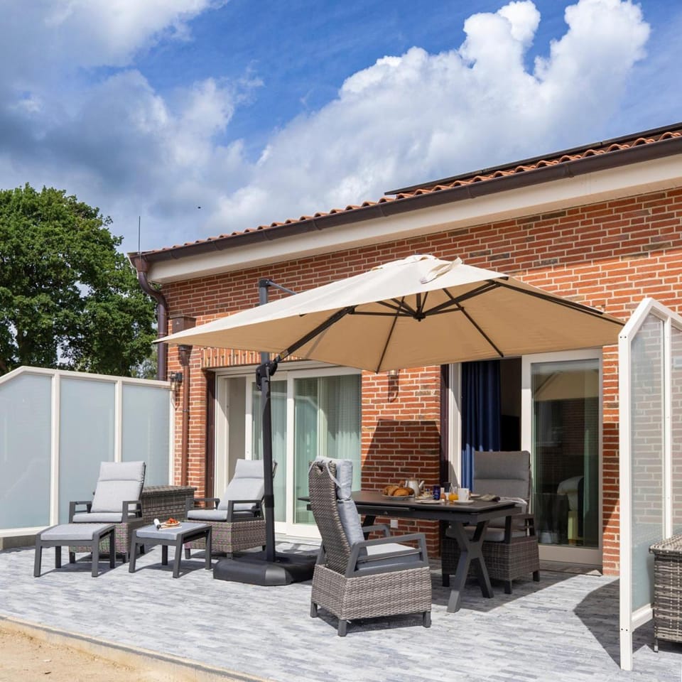Balcony/Terrace, Seating area, sunbed