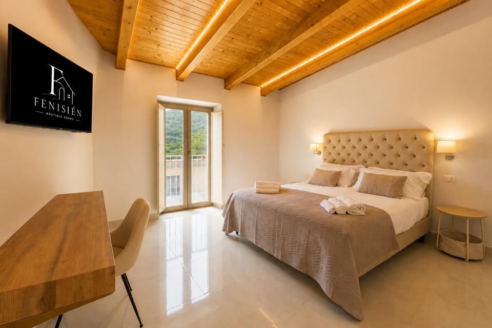 Fenisien Boutique Rooms Bed and Breakfast in Campania