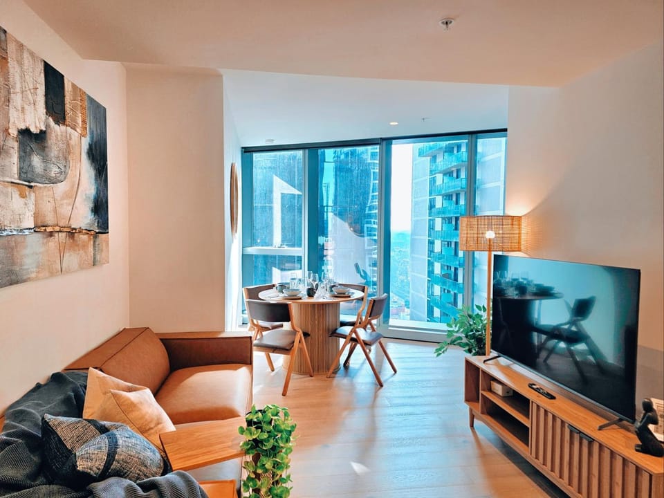 TV and multimedia, Living room, Diving
