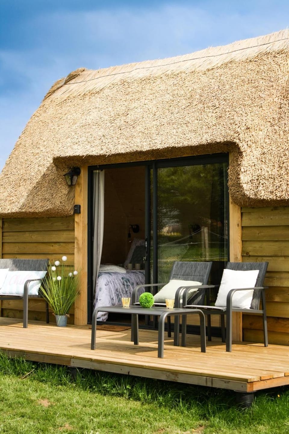 Patio, sunbed